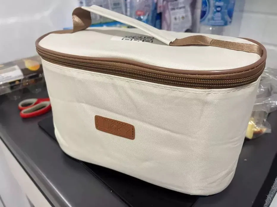 Portable insulated lunch box