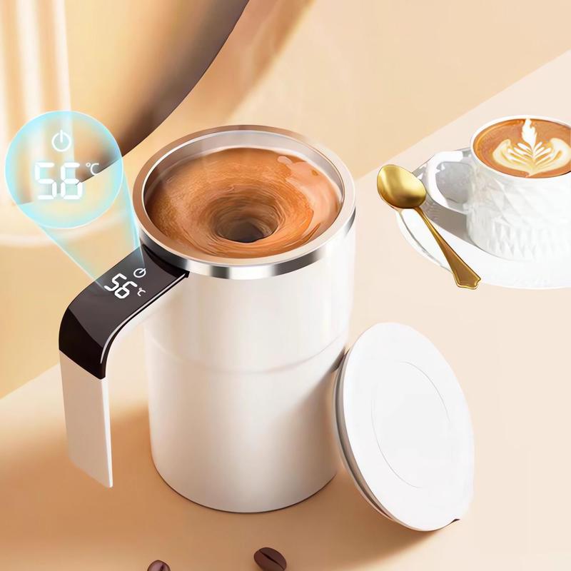 Coffee cup with automatic stirring