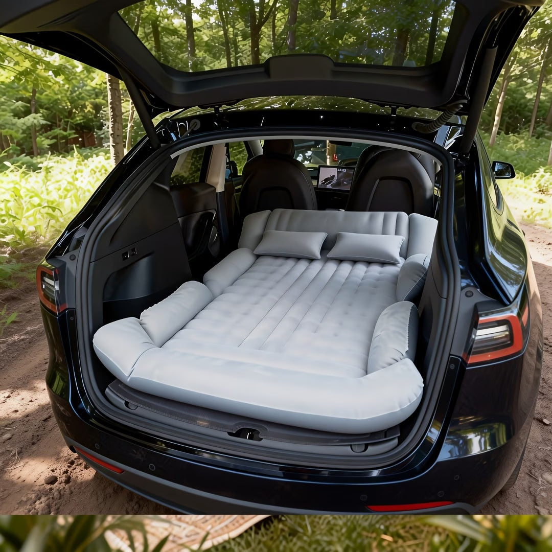 SUV trunk inflatable bed