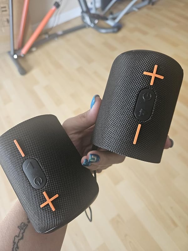 Twin 2-in-1 Mini Portable Bluetooth Speaker🎶