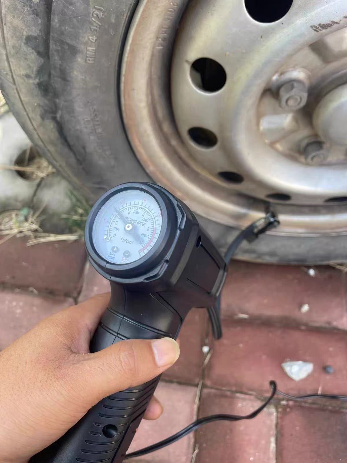 Cordless Car Inflation Pump