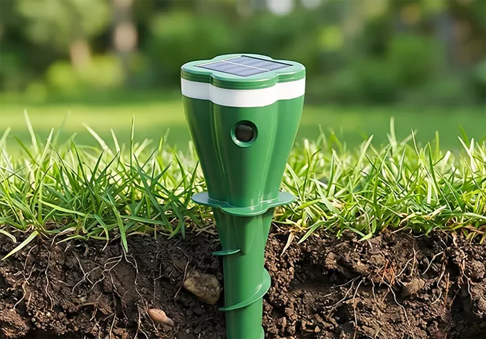 Solar Ultrasonic Outdoor Animal Repellent